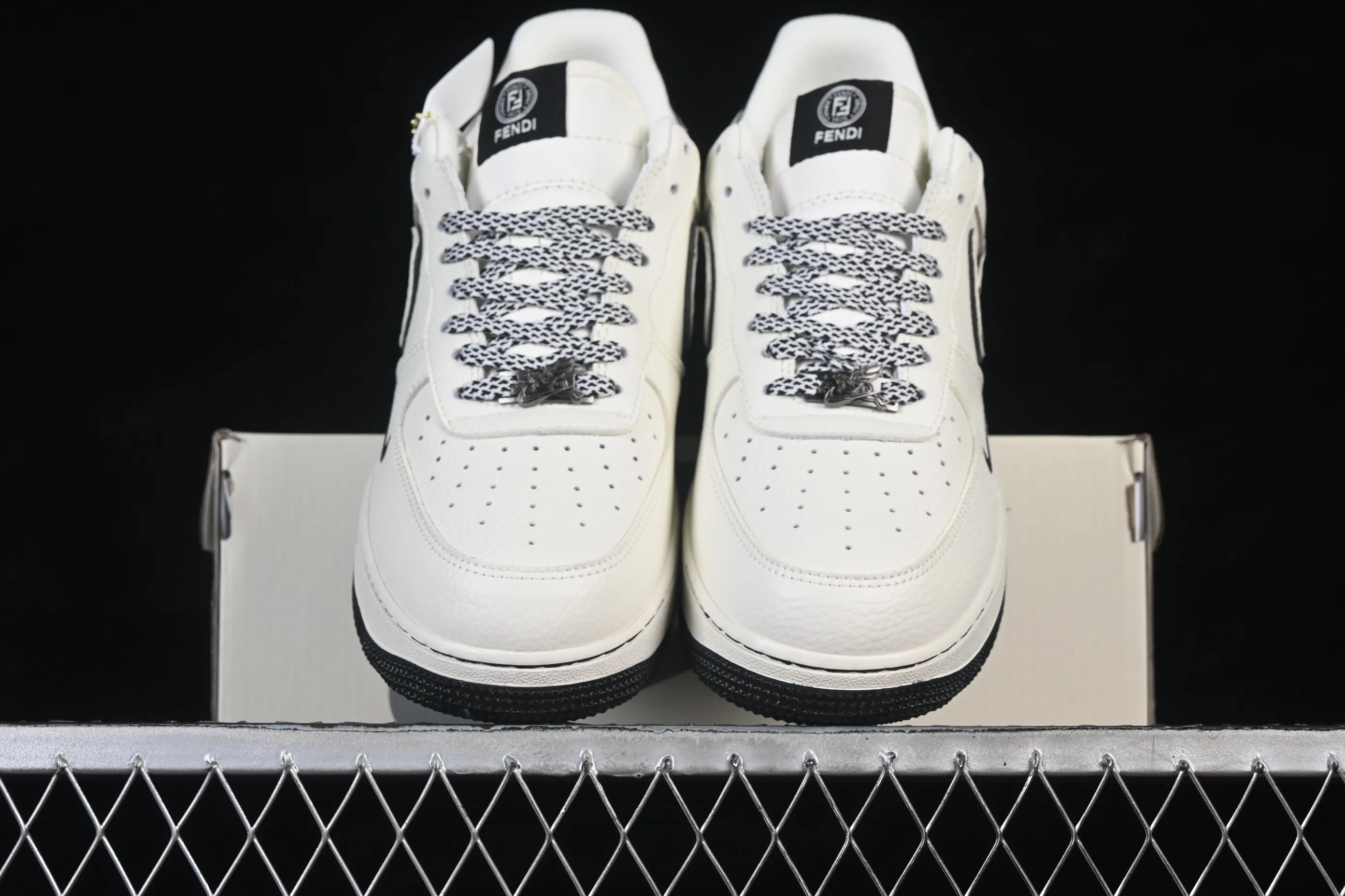 All categories Nk Air Force 1 Air Force series Nk Air Force 1 Low Air Force low-top Nike Air Force 1'07 Low Fendi joint cream ink pattern Air Force 1 low-top casual sneakers XY9025-020